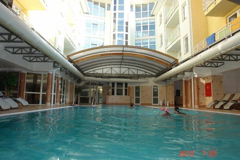 Lilla Wellnessapartman Zalakaros Exterior foto